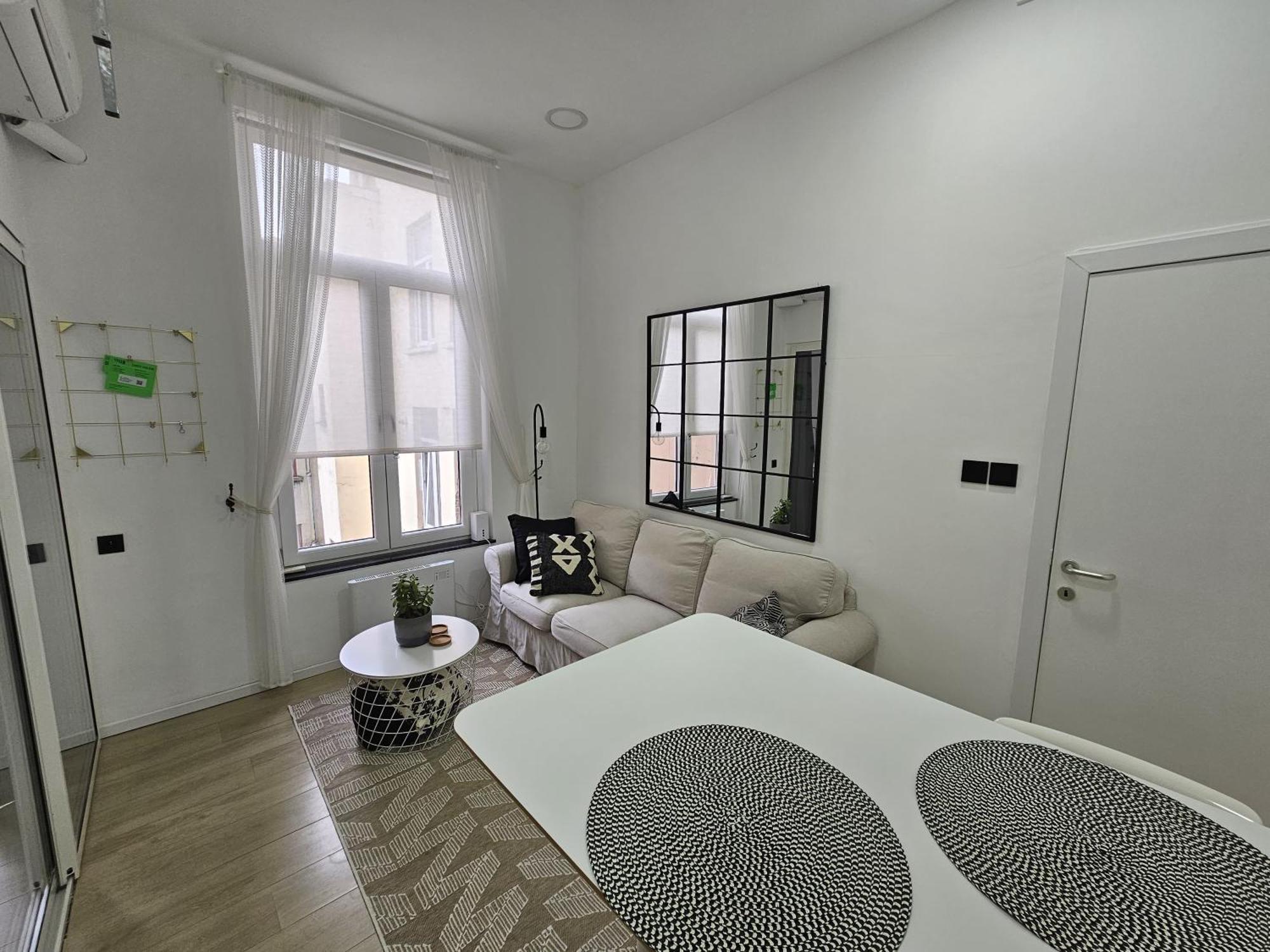 Cosy Studio Dansaert Brussels Luaran gambar